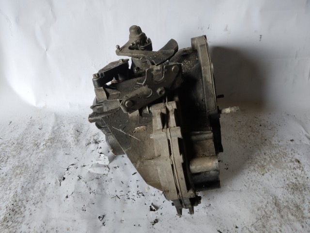 184854 Alfa Romeo 159 2,4 20v Diesel 6 sebességes váltó