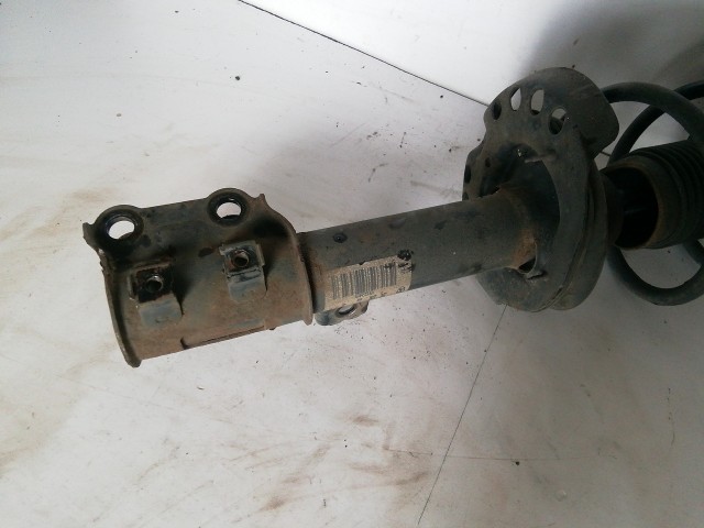 Kia Ceed I. 2008-2012 Jobb első lengéscsillapító Citrom Fehér Rózsaszín színjelőlésű rugóval 54660-1H500