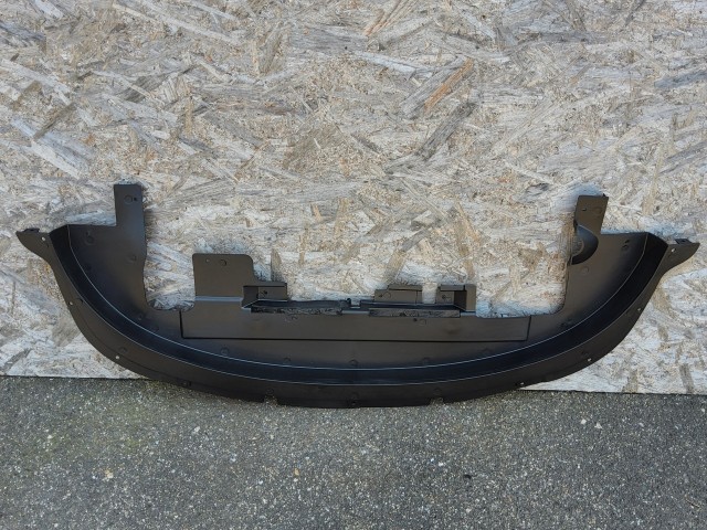 Fiat Freemont 2011-2015 Utángyártott új alsó motor védő a lökhárító alatt