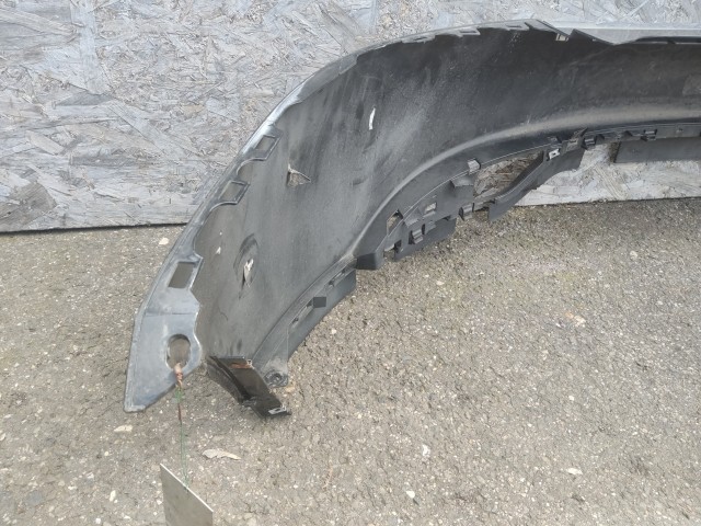 147034 Lancia Delta 2008-2014 fekete színű hátsól ökhárító,a képen látható sérüléssel 735453172