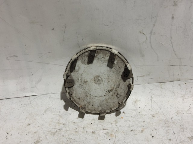  185066 Alfa Romeo 159, Giulietta Felni közép kupak 50539932