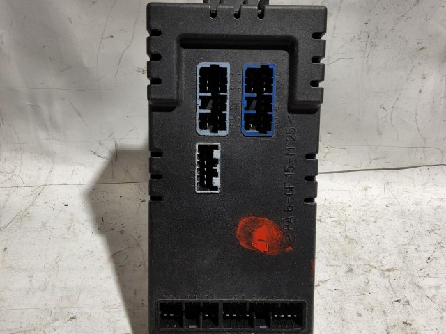 Alfa Romeo 166 60687119 számú világítás vezérlés