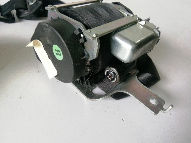 Kia Ceed I. 2008-2012 jobb első biztonsági öv 88820-1H000