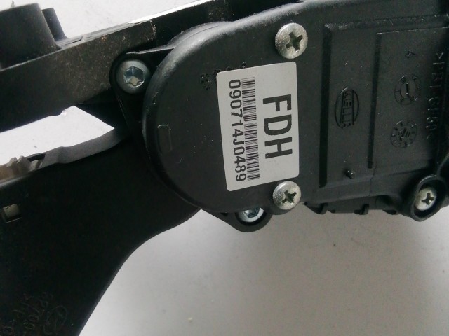 Kia Ceed I. Fl. 2009-2012 2008-2012 Gázpedál Használt 090714J0489 