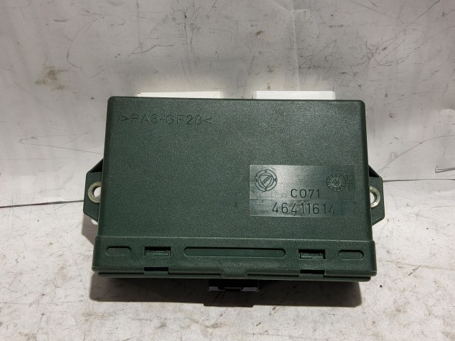 Fiat Marea 1996-2002 elektromos ablakemelő vezérlő elektronika 46411614