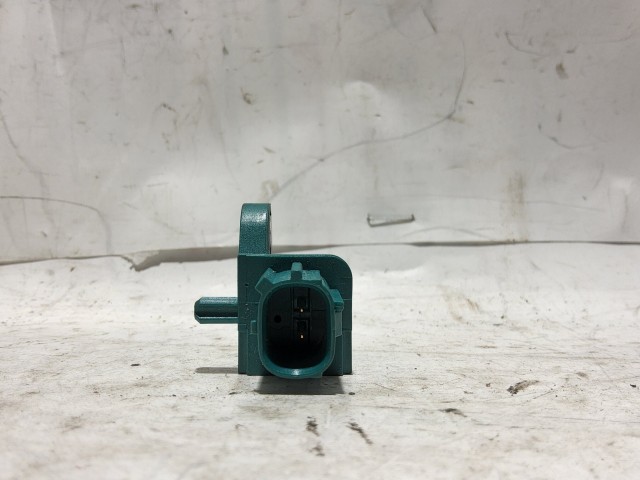 Fiat 500L ütközés szenzor 51881704