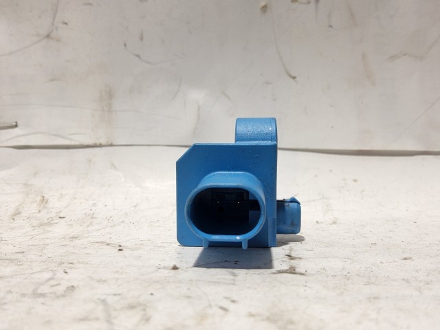 Fiat Freemont K56054183AA  számú ütközés szenzor