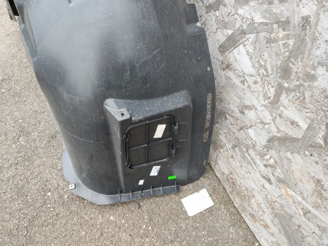 Fiat Tipo 2015- bal első kerékjárati dobbetét 56109680