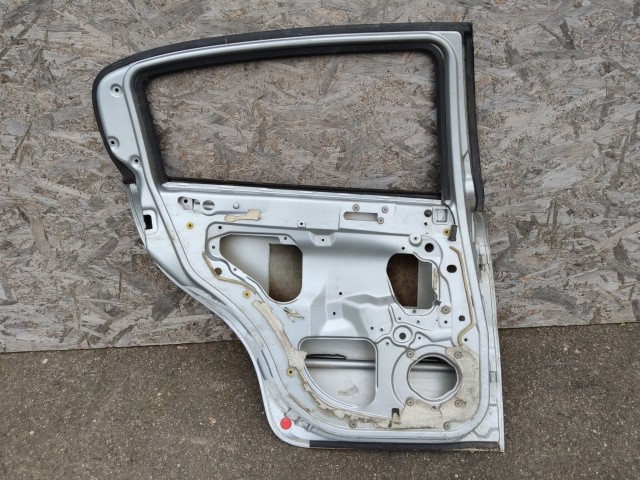185477 Alfa Romeo 147 2000-2010 bal hátsó ajtó