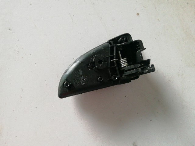 Kia Ceed I. Fl. 2009-2012 2008-2012 Kilincs Használt bal első belső