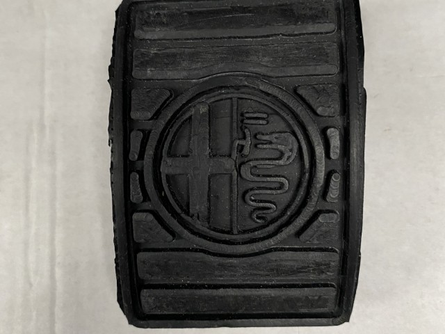 Alfa Romeo 159, Brera, Spider utángyártott új fék pedál gumi