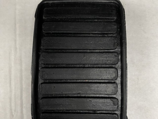 Alfa Romeo 159, Brera, Spider utángyártott új kuplung pedál gumi 