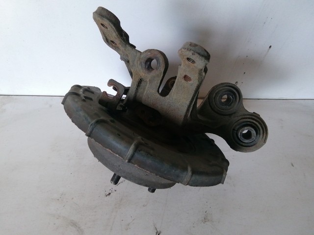 Kia Ceed I. Fl. 2009-2012 2008-2012 Csonkállvány,kerékagy Használt Vas jobb hátsó