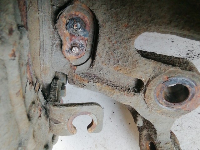 Kia Ceed I. Fl. 2009-2012 2008-2012 Csonkállvány,kerékagy Használt Van Abs Bal hátsó