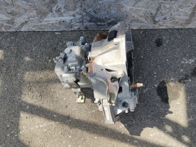 Fiat Stilo 2001-2007 Váltó Használt 5 Kézi Első kerék  a képen látható sérüléssel