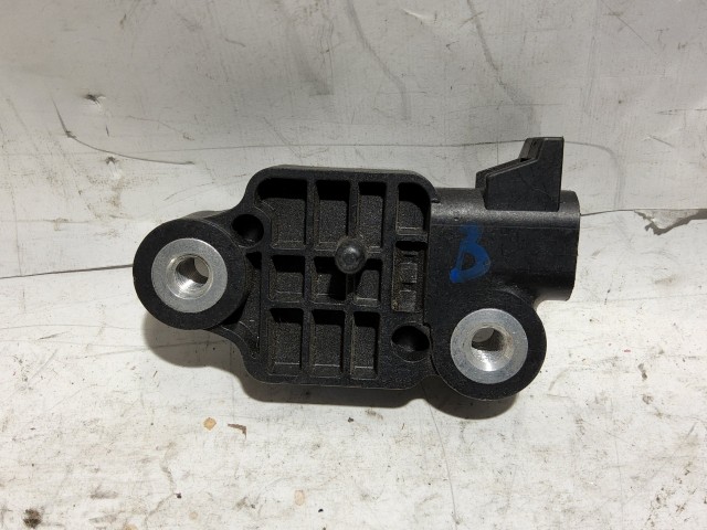 Alfa Romeo 147  bal oldali ütközés szenzor 46756116