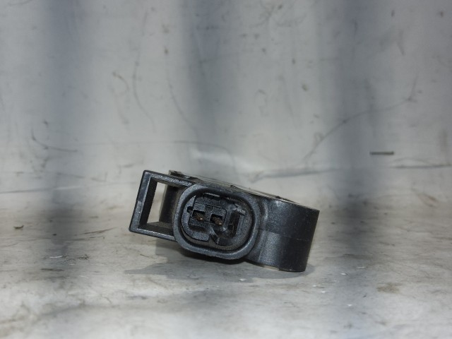 Alfa Romeo 147  bal oldali ütközés szenzor 46756116