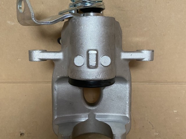 Fiat Croma 2005-2010 utángyártott új, jobb hátsó féknyereg 