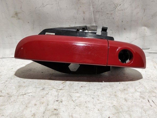 Fiat Panda III. piros színű, bal első külső kilincs 