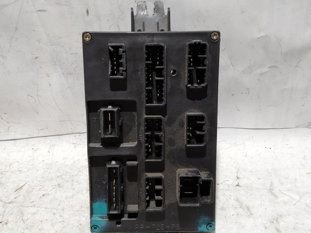 186196 Alfa Romeo 166 1998-2007 belső Biztosítéktábla