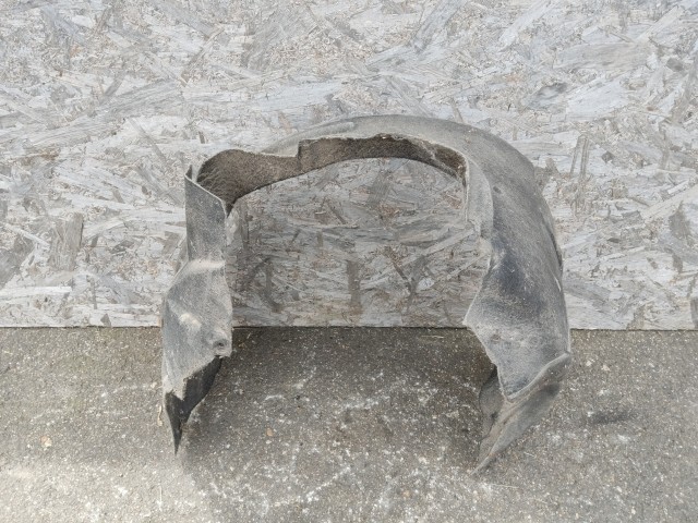 Alfa Romeo GT 2003-2010 Kerékjárati dobbetét Használt bal első