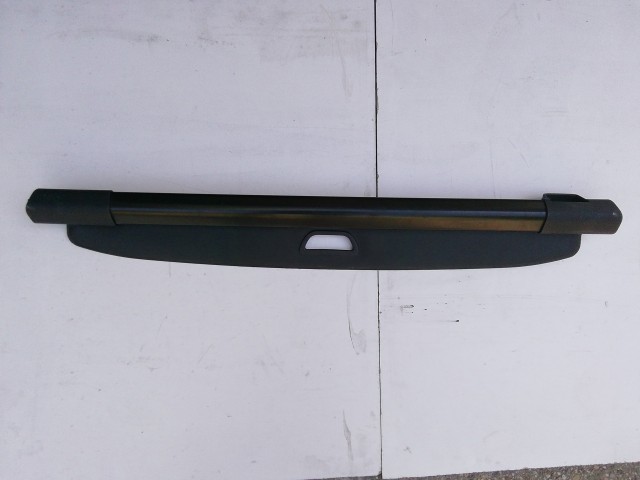 185644 Mercedes Benz A-Class(W169) 2004-2012 Kalaptartó, a képen látható sérüléssel, beakasztó törött!!!