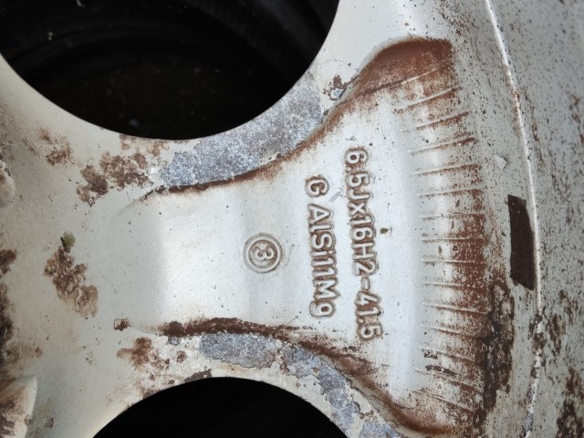 186665 Alfa Romeo 147, 156, Gt 16