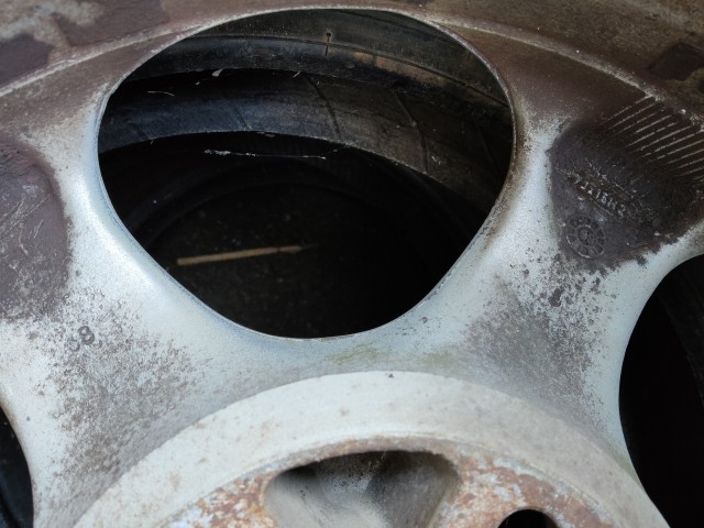 Felni Használt Könnyűfém 110 38 7 15 5