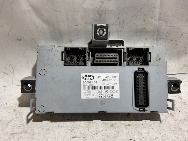 Alfa Romeo 147 immo doboz 60698108