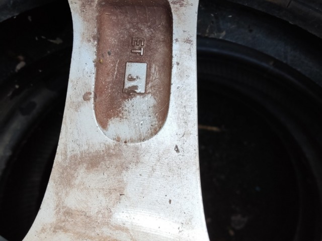 Felni Használt Könnyűfém 110 34? 7 16 5