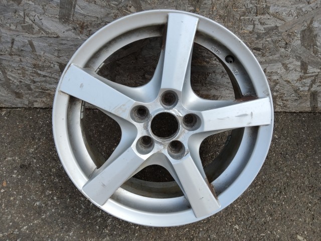 Felni Használt Könnyűfém 108 40 6.5 16 5