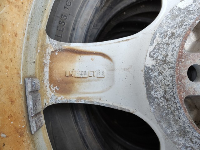 Felni Használt Könnyűfém 100 38 6.5 16 5