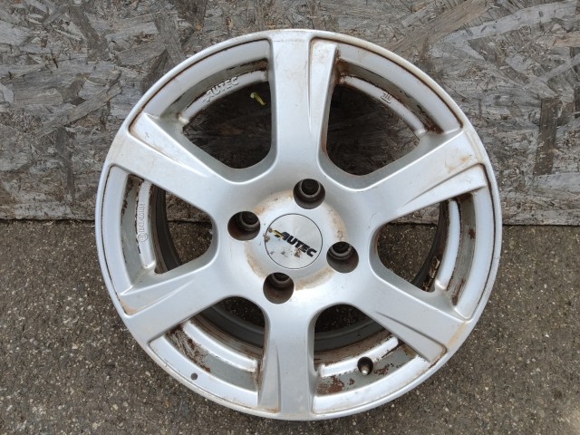 Felni Használt Könnyűfém 108 23 6 15 4