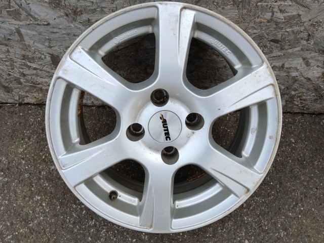 Felni Használt Könnyűfém 108 23 6 15 4