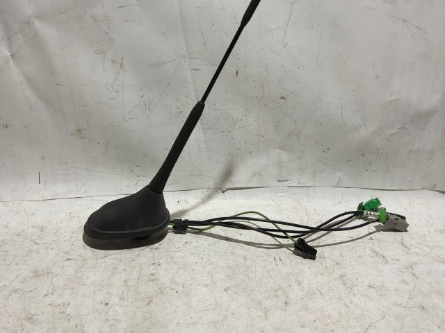 Alfa Romeo 147 2000-2010 Antenna, antenna talp Használt 