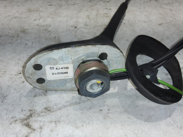 Alfa Romeo 147 2000-2010 Antenna, antenna talp Használt 