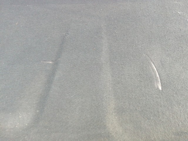 185729 Alfa Romeo GT 2003-2010 Kalaptartó  a képen látható sérüléssel