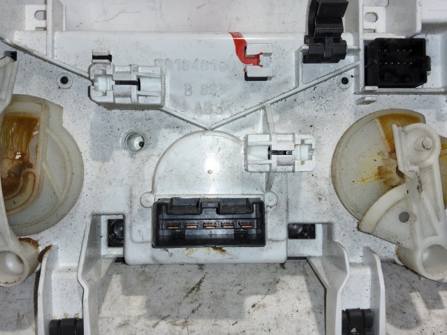 186970 Fiat Stilo manuál fűtéskapcsoló, a képen látható sérüléssel