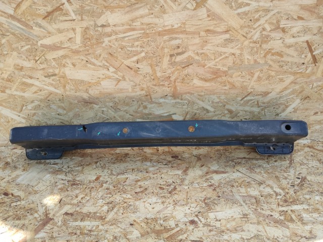 187156 Fiat Doblo 2009-2022 hátsó nyúlványösszekötő, lökhárítómerevítő, a képen látható sérüléssel