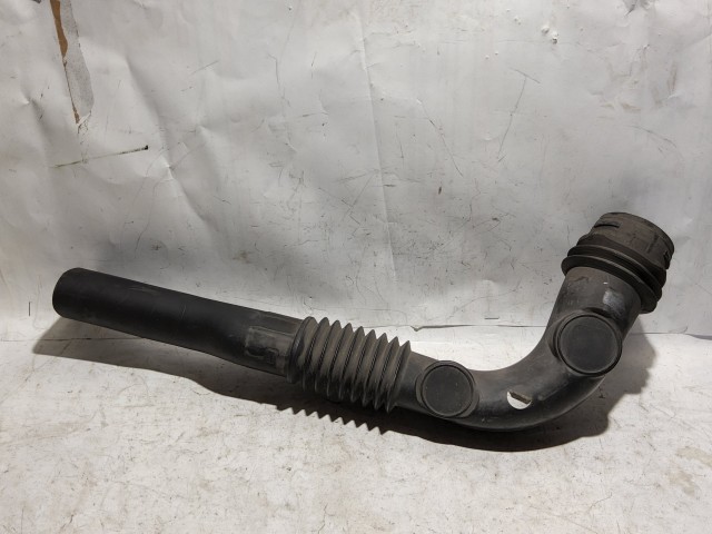 Lancia Ypsilon II.  2003-2011 2003-2010 Levegőcső  Használt zárhídról a légszűrőházra 55181100