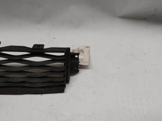 Fiat Tipo 5 ajtós, bal első díszrács