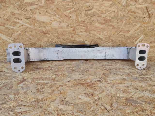 Alfa Romeo Giulietta 2010-2020 első lökhárító merevítő (nyúlványösszekötő) 51805761