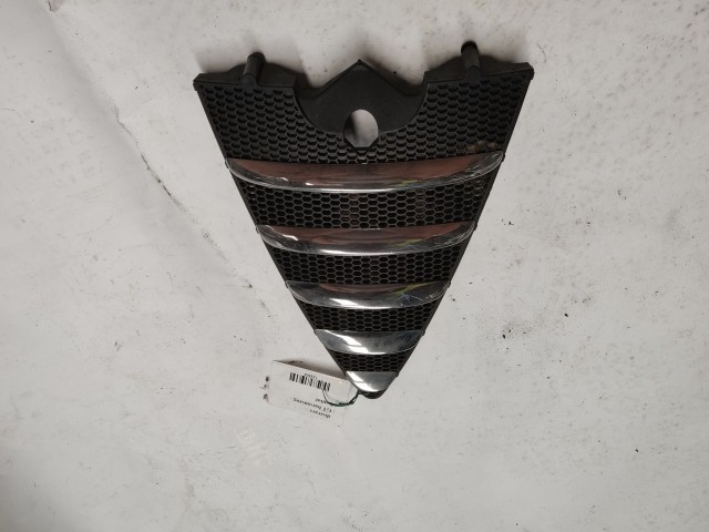 133504 Alfa Romeo GT 2003-2010 Díszrács Használt 