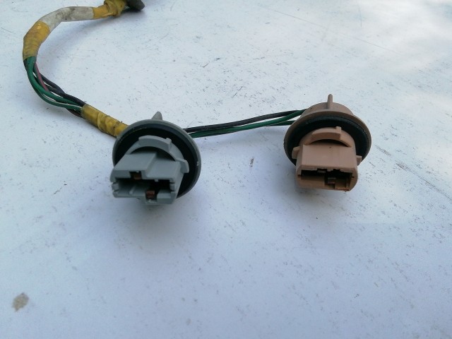 Peugeot 4007 2007-2012 Izzó foglalat Használt Bal hátsó külső