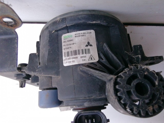 Peugeot 4007 2007-2012 jobb első Ködlámpa 89203951