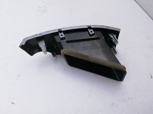 Peugeot 4007 2007-2012 Levegő beömlő Használt