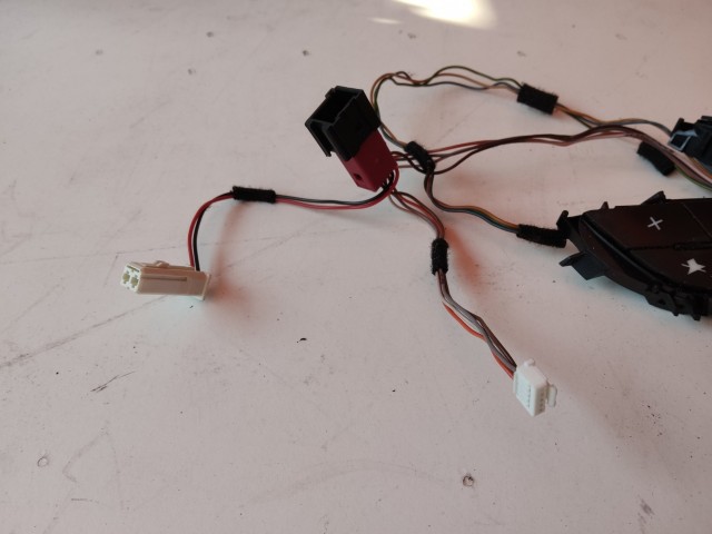 Lancia Delta 2008-2014 Kormány gombok Használt