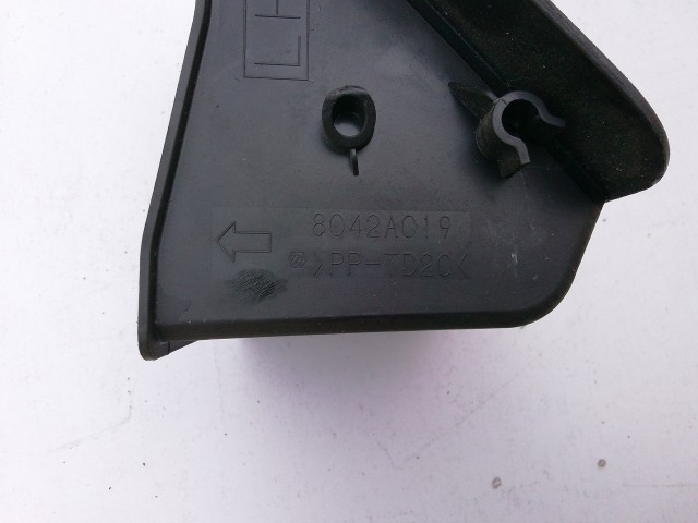 Peugeot 4007 2007-2012 Belső műanyag burkolatok és alkatrészek Használt tároló rekesz