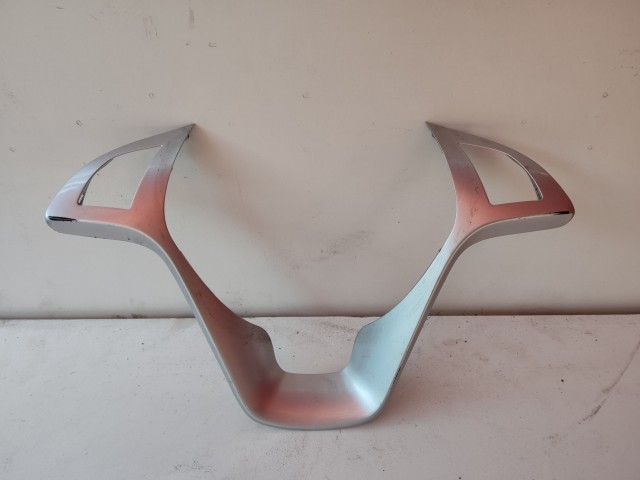 Lancia Delta 2008-2014 Kormányközép Használt ezüst Multikormányos 