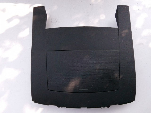 Peugeot 4007 2007-2012 Belső műanyag burkolatok és alkatrészek Használt tároló rekesz